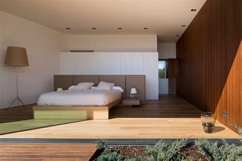 30 Japandi Bedroom Ideas To Blend Asian Zen And Nordic Hygge Foter