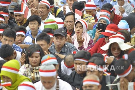 Aksi Apel Nusantara Bersatu Di Lapangan Gasibu Republika Online