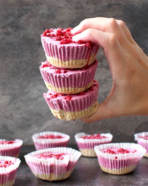 Raw Vegan Raspberry Cups | Raw dessert recipes, Raw vegan ...