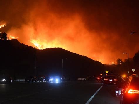 Aliso Canyon Storage Facility Closes As Saddleridge Fire Rages