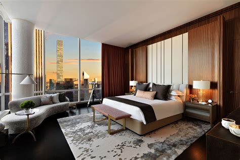 Ways To Transform Your Bedroom Into A Luxury Hotel Suite