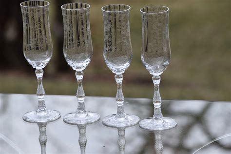 Vintage Needle Etched Crystal Champagne Flutes Glasses Set Of 2