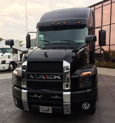 Mack Anthem Black And Chrome Big Trucks Big Rig Trucks Mack Trucks