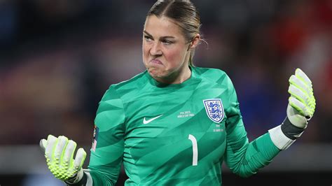 Fans Demand To Buy Mary Earps Goalkeeper Shirt After Lionesses Heros Penalty Save In Womens