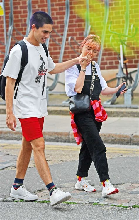 Maisie Williams And Reuben Selby Out In London 21 Gotceleb