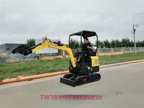 Small Construction Equipment 14 Ton Digging Machine Mini Excavator