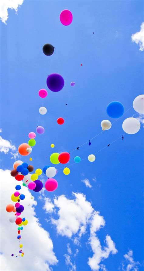 Who doesn't enjoy getting all the love and attention on their birthday? Pin by Obenewaa Frimpomaa on Random | Balloons photography, Balloons, Colourful balloons