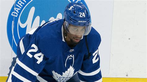 Pros and cons of the leafs signing wayne simmonds theleafsnation. Maple Leafs' Wayne Simmonds out six weeks with broken ...