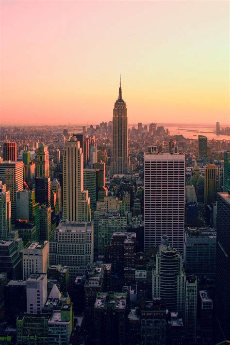 Download Vibrant Aesthetic Of New York City Skyline Wallpaper