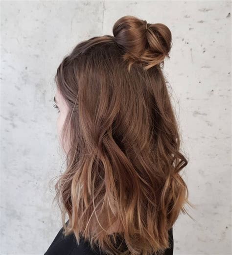 20 Beautiful Half Up Half Down Hairstyle Women Can You Now Viviehome