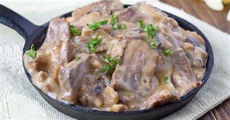 The original stroganoff recipe from the mid 19th century had no mushrooms and no onions but was strips of beef filet in a mustard sauce finished with sour cream. Leftover Roast Beef Stroganoff | Recipe in 2020 | Classic beef stroganoff recipe, Beef ...