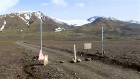 Iceland Volcano Rocked By Some 500 Earthquakes Ctv News