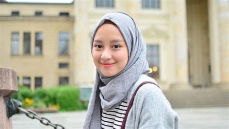 21 Wanita Muda Indonesia Inspiratif Halaman 20