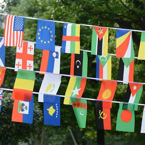 1421cm String Flag 100 Countries Around The World Nations Flag Small
