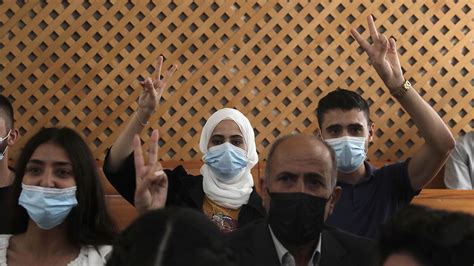 المحكمة العليا الإسرائيلية ترجئ البت في مصير عائلات فلسطينية مهددة بالطرد من منازلها بحي الشيخ