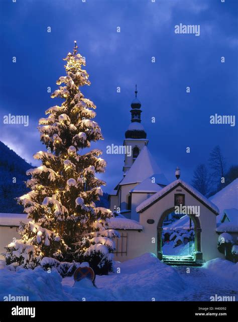Germany Bavaria Ramsau Church Cemetery Input Christmas Tree Stock