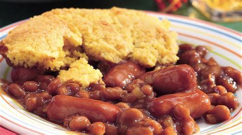 In a bowl, stir together the hot dogs, pork and beans, barbecue sauce, and brown sugar. hot dog casserole cornbread