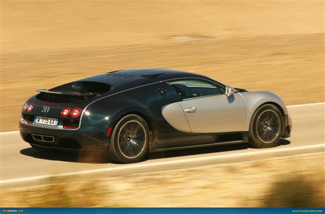 Bugatti Veyron Super Sport Photo Gallery