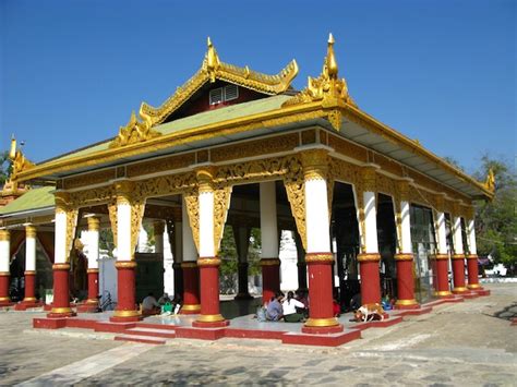 Premium Photo Kuthodaw Pagoda The Worlds Largest Book Mandalay Myanmar