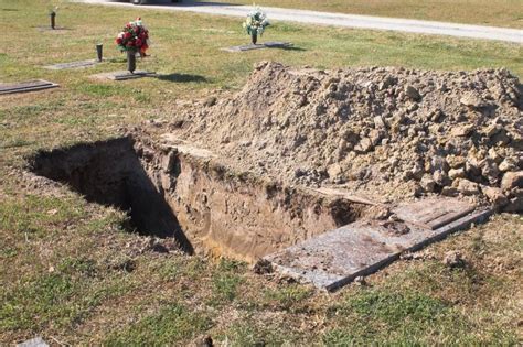 Gravediggers In Hungary Compete In First National Grave Digging Contest