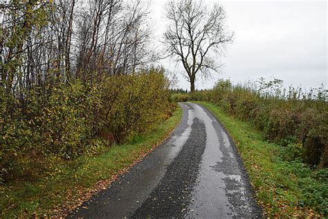 Slow Bend Along Edenderry Road Kenneth Allen Cc By Sa Geograph Ireland