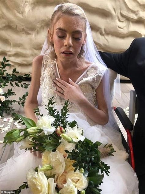 Terminally Ill Bride Ashleigh Simrajh Tragically Dies Just Days After Marrying The Love Of Her