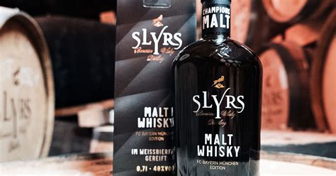 Bayrische Originale Slyrs MALT Whisky in FC Bayern München Edition
