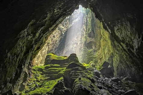 Son Doong Cave Expedition The Biggest Cave In The World