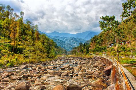 12 Best Places to Visit in July 2019 in India, Explore Tourist Places