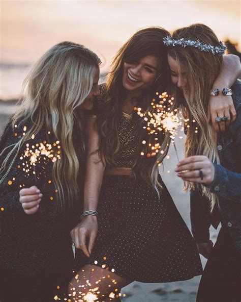 Fun And Creative Best Friend Picture Ideas You Should Try
