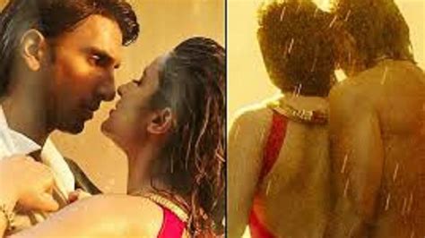 Ranveer Singh And Parineeti Chopra Hot And Sexy Lip Lock Youtube