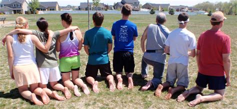 Barefoot Runners Compare Soles In Idaho On International Barefoot