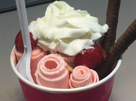 Midwest Family Food And Fun Ice Cream Rolls Come To Town At Sweet Freeze