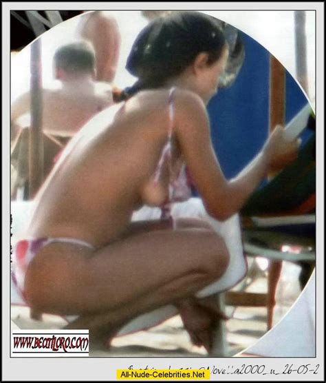 Beatrice Luzzi Topless Scans And Paparazzi Shots