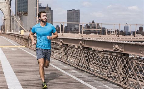 21 Best Running Gear And Clothes For Men 2021 Edition