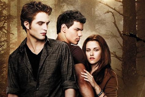Edward is manipulating bella, and. 'Twilight' Cast 10 Years Later: Where Are They Now?