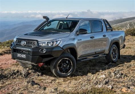 2018 Toyota Hilux Rugged X 4x4 Price And Specifications Carexpert