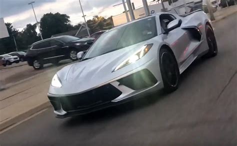 Video Blade Silver 2020 Corvette Stingray In Flint For The Back To