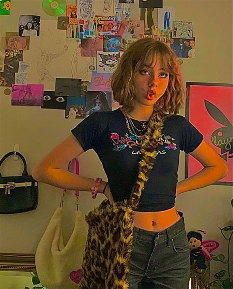 Tiktok Outfitluvr 🧃 Dm Me For Creds Indie Outfits Indie Girl