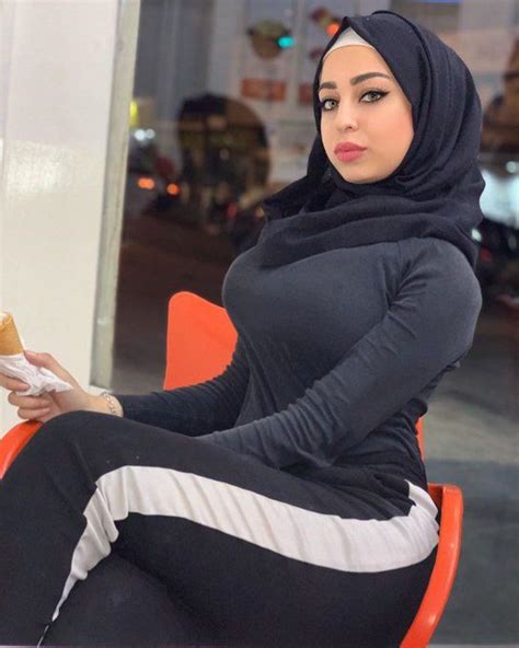 Maybe you would like to learn more about one of these? Media Tweets by Hijabista Zeinab (@Hijabi_blog) / Twitter ...