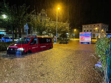 hochwasser in nrw kommt neuer regen so wird das wochenende derwesten de