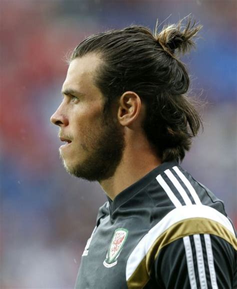 1.0.3 textured faux hawk with short hairstyle. Gareth Bale Haircut 2020 Name Color Pictures attached ...