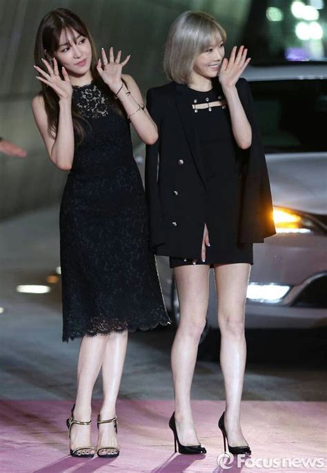 Tiffany And Taeyeon Snsd Taeyeon Hyoyeon Yuri Snsd Fashion Fandom Korean Star 1 Girl