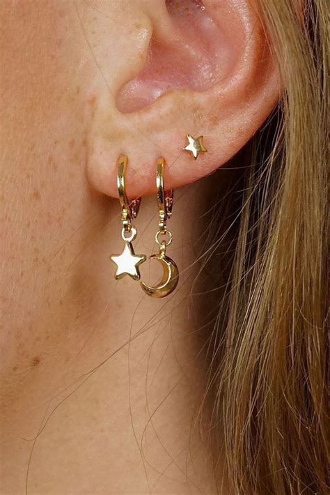 𝐩𝐢𝐧 𝐫𝐞𝐚𝐠𝐚𝐧 𝐥𝐞𝐚 Ear Jewelry Earings Piercings Minimalist Jewelry