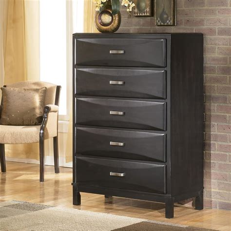 See insights on ashley furniture industries including office locations, competitors, revenue, financials, executives, subsidiaries and more at craft. Ashley Furniture Kira B473-46 5 Drawer Chest | Del Sol ...