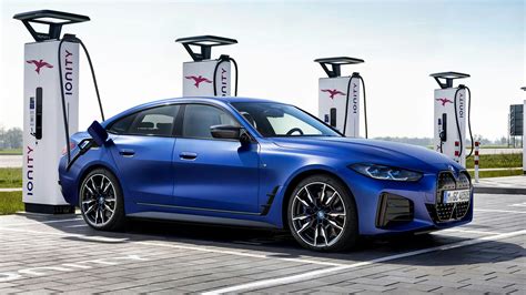 New 544hp Bmw I4 M50 Ev Revealed Uk Prices And Specs Confirmed Carwow