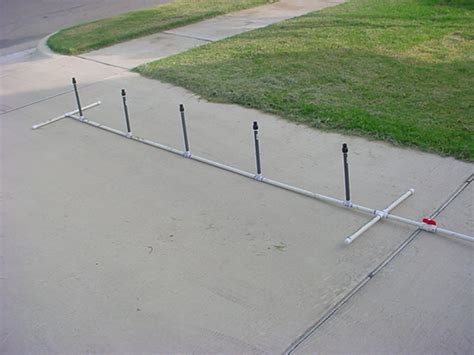 If you want to build a square foot garden or you already have one, this diy pvc sprinkler project is a perfect addition to your garden. Homemade PVC Water Sprinkler | Flickr - Photo Sharing!
