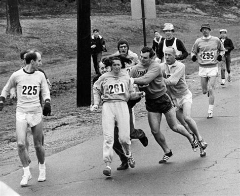 First Woman To Enter Boston Marathon Runs It Again 50 Years Later The New York Times
