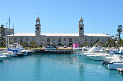 Bermuda Dockyards in March - The Beth Lists