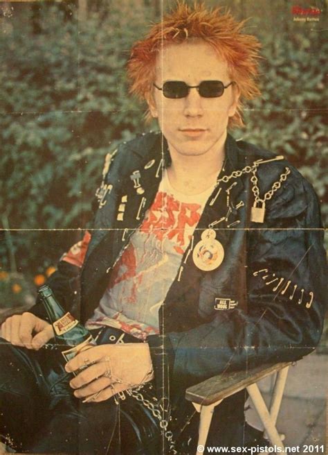 I Want Those Glasses Lol Johnny Rotten Punk Culture 70s Punk